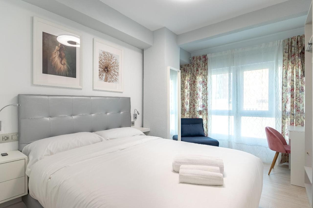 Cruces Metro Rooms Baracaldo Exterior foto