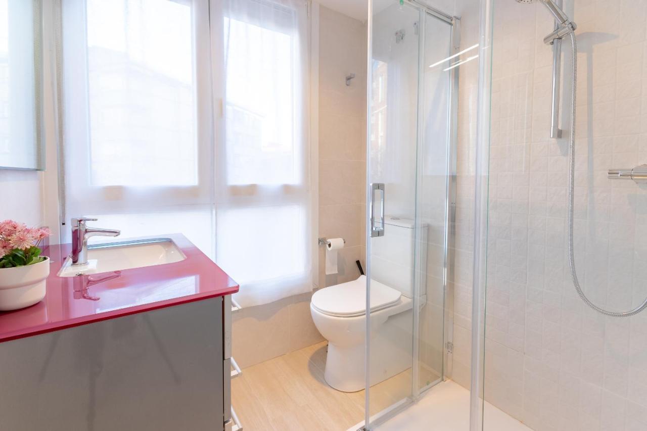 Cruces Metro Rooms Baracaldo Exterior foto